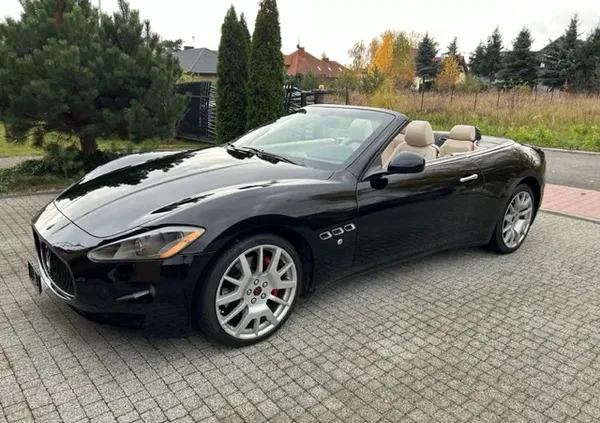 samochody osobowe Maserati GranCabrio cena 199000 przebieg: 48500, rok produkcji 2011 z Przecław